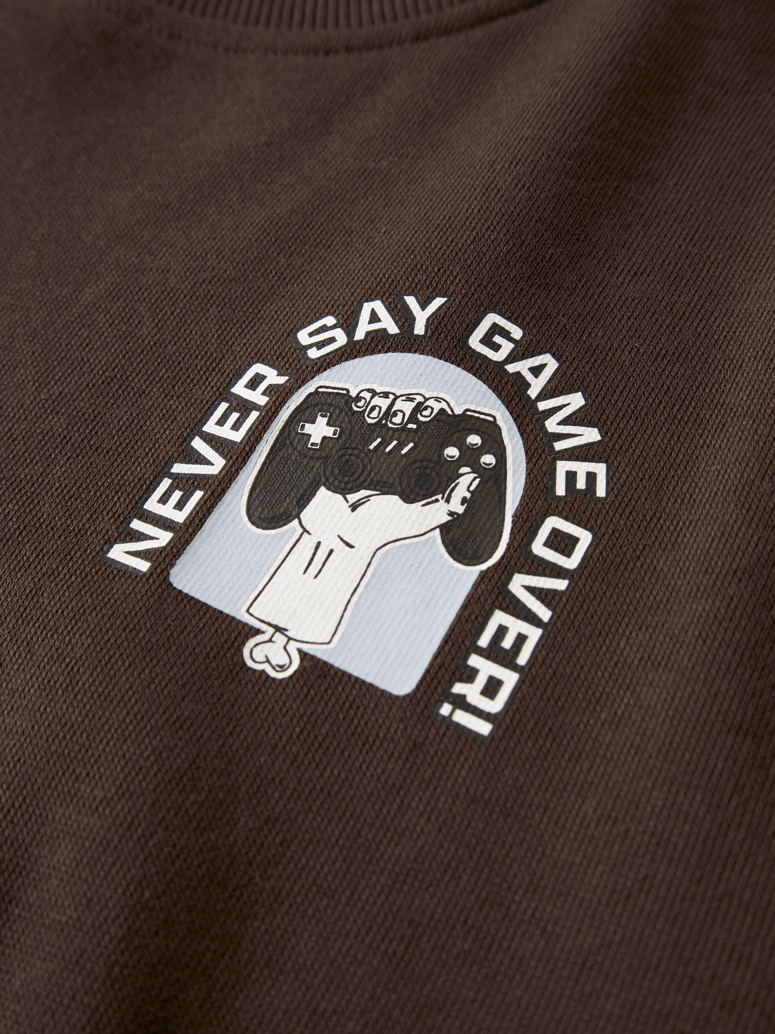 model_shot-front_full